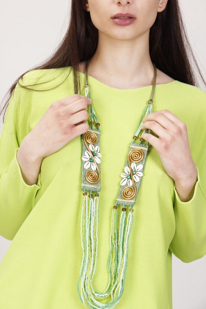 COLLANA PERLINE VERDE 