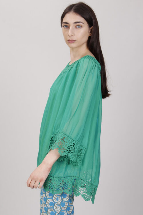 Alternative view of BLUSA CON FINITURE IN PIZZO