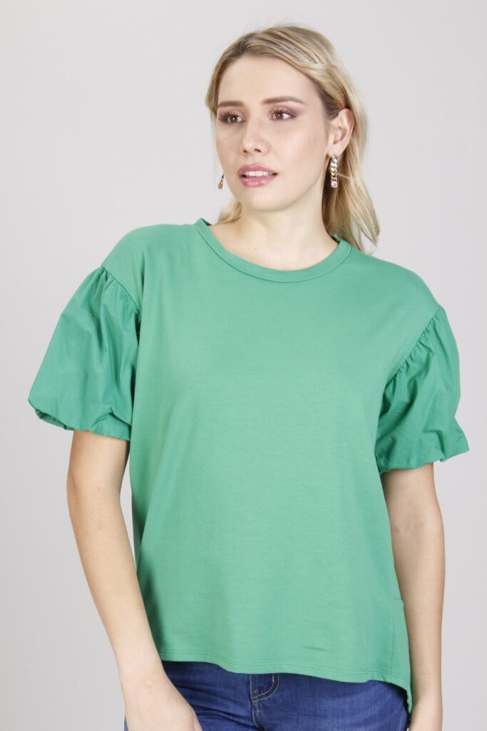 T-SHIRT CON MANICHE CORTE A PALLONCINO - Verde smeraldo, S 