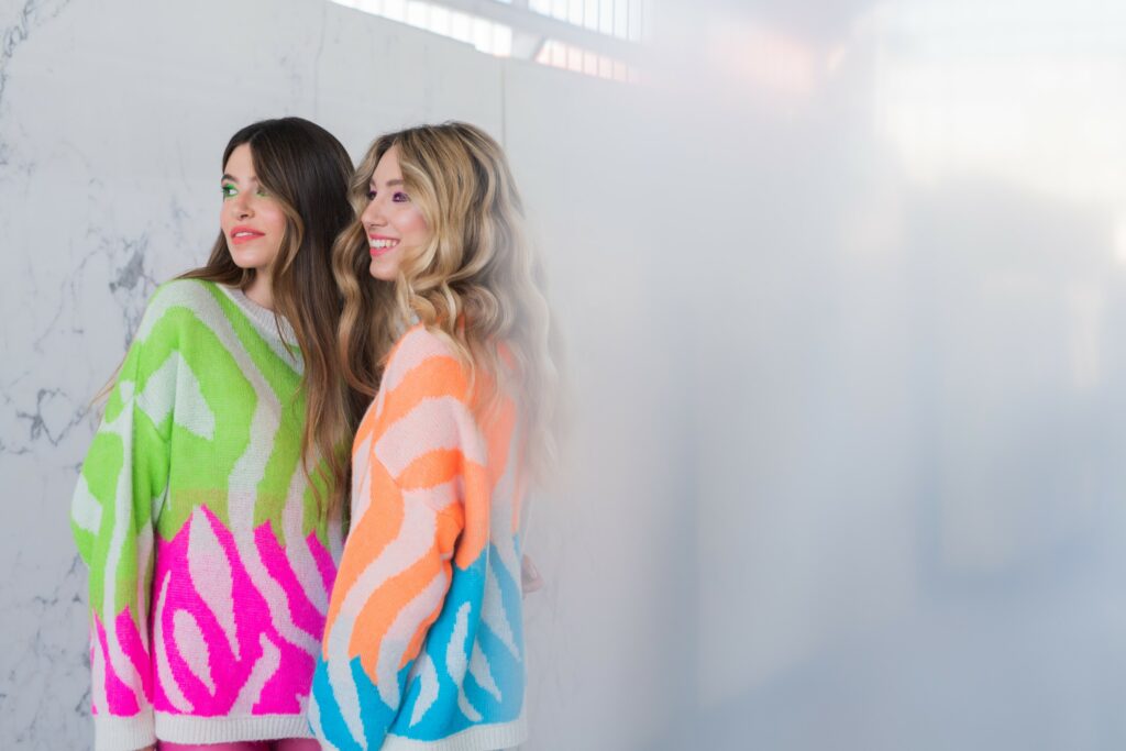 WHITE MARBLE | FLUO CLOTHES