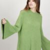 MAGLIA CON MANICHE A CAMPANA - Pistacchio, TU