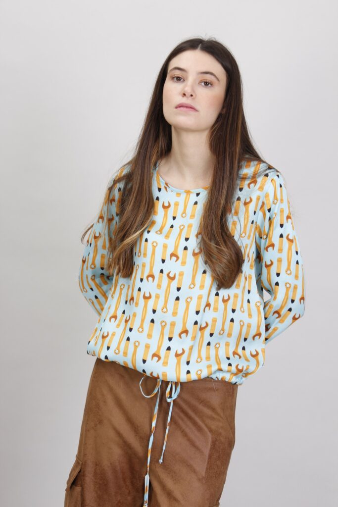 BLUSA CON STAMPA 