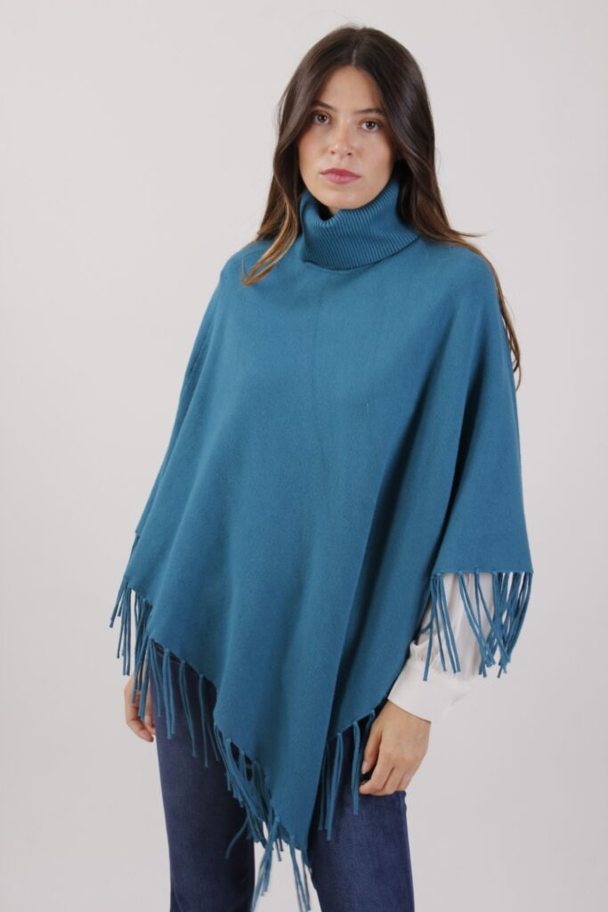 PONCHO COLLO ALTO CON FRANGE - Pfau, TU 