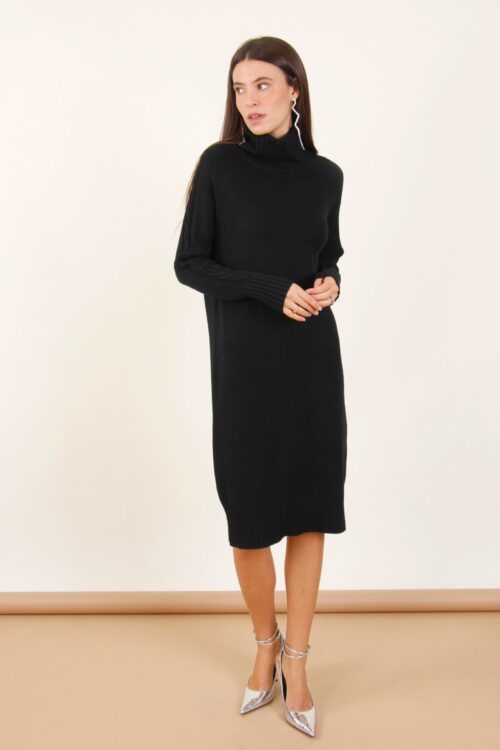 Alternative view of VESTITO A COLLO ALTO CON TRECCIA LATERALE