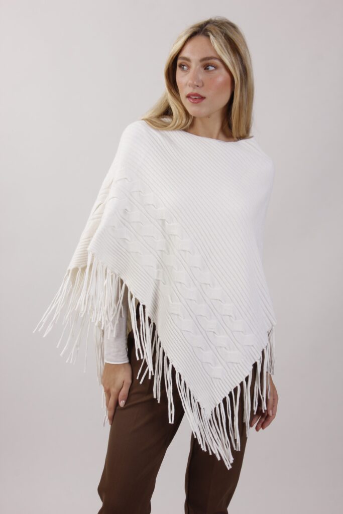 PONCHO CON MOTIVO TRECCIA 