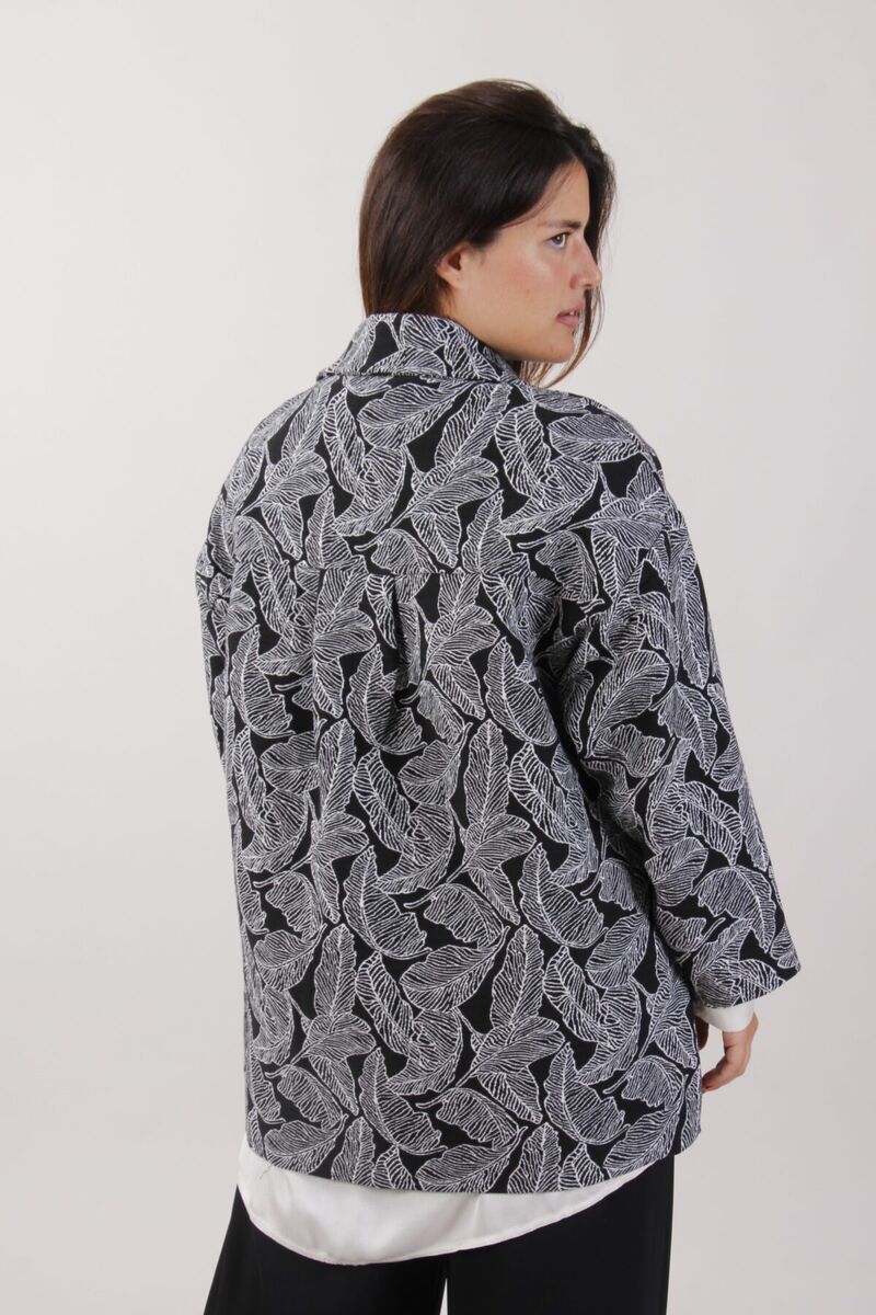 CAPPOTTO FANTASIA FOGLIE CURVY - Imagen 4
