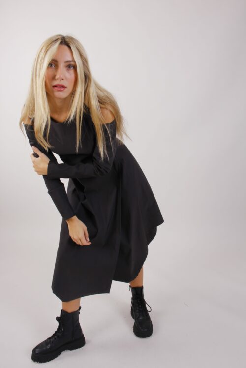 ABITO TAGLIO IRREGOLARE