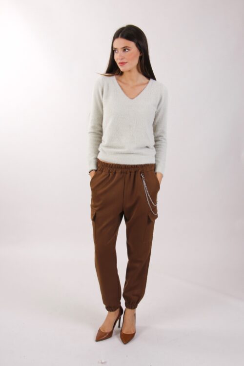 PANTALONE CON CATENA