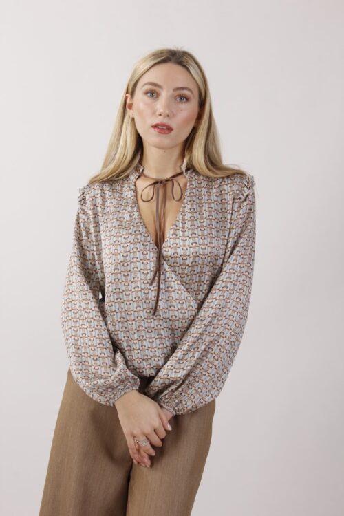 BLUSA FANTASIA CON FIOCCO