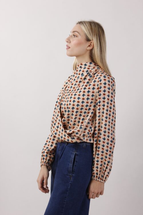 Alternative view of BLUSA INCROCIATA CON DETTAGLIO CUT-OUT