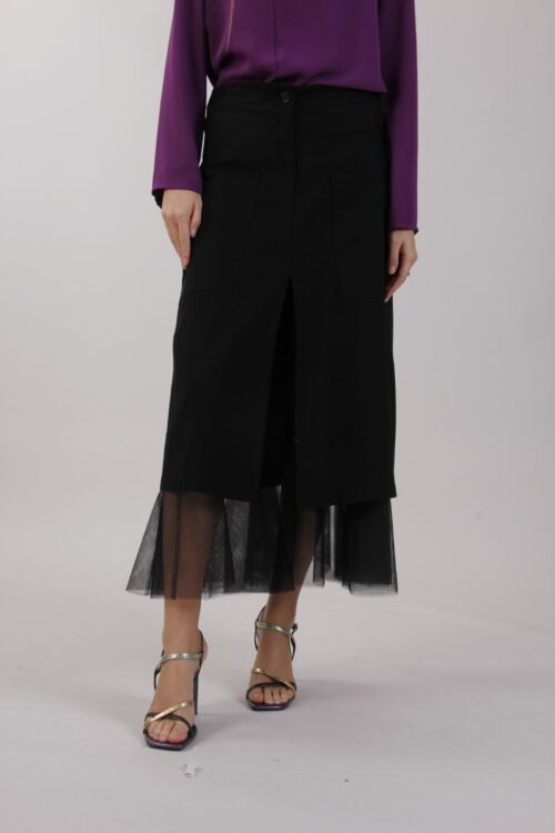 Alternative view of GONNA CON SOTTOVESTE IN TULLE