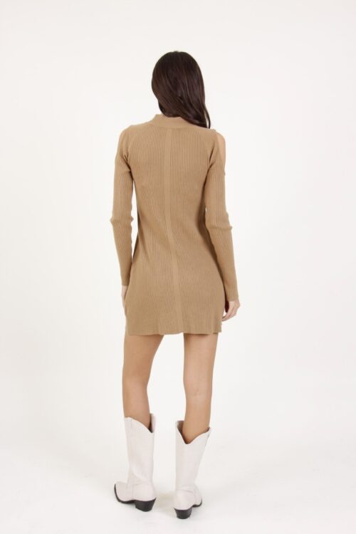 Alternative view of ABITO CON SPALLE SCOPERTE