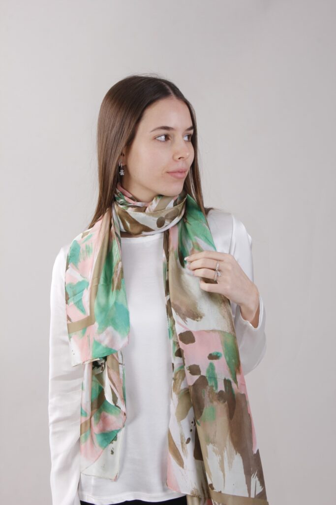 SCIARPA EFFETTO PENNELLATE 