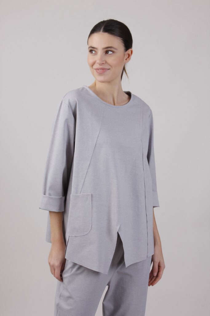 MILANO STITCH SWEATER WITH SIDE POCKET AND SMALL FRONT SLIT 