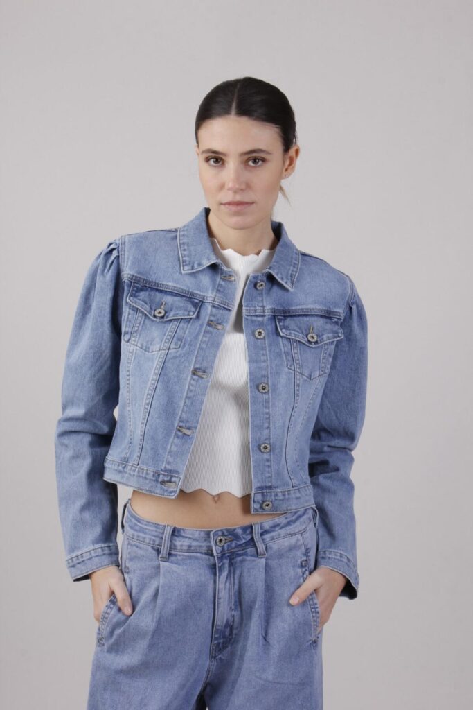 GIUBBINO DI JEANS 