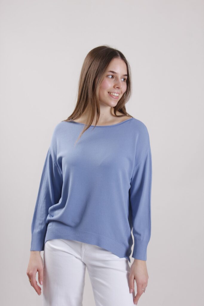 MAGLIA A MANICHE LUNGHE CON COSTINE SU FONDO E POLSI 