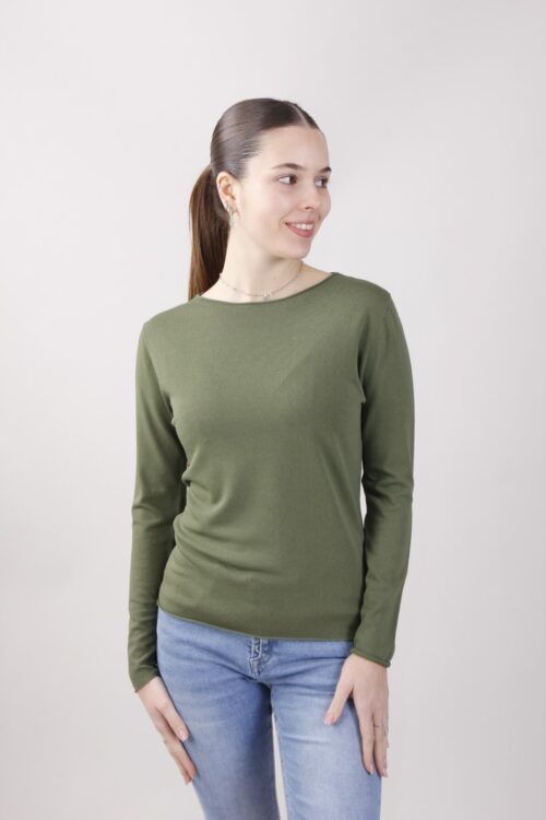 MAGLIA A MANICHE LUNGHE ADERENTE