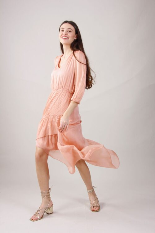 Alternative view of ABITO IN SETA SCOLLO A V PLISSETTATO CON GONNA INCROCIATA