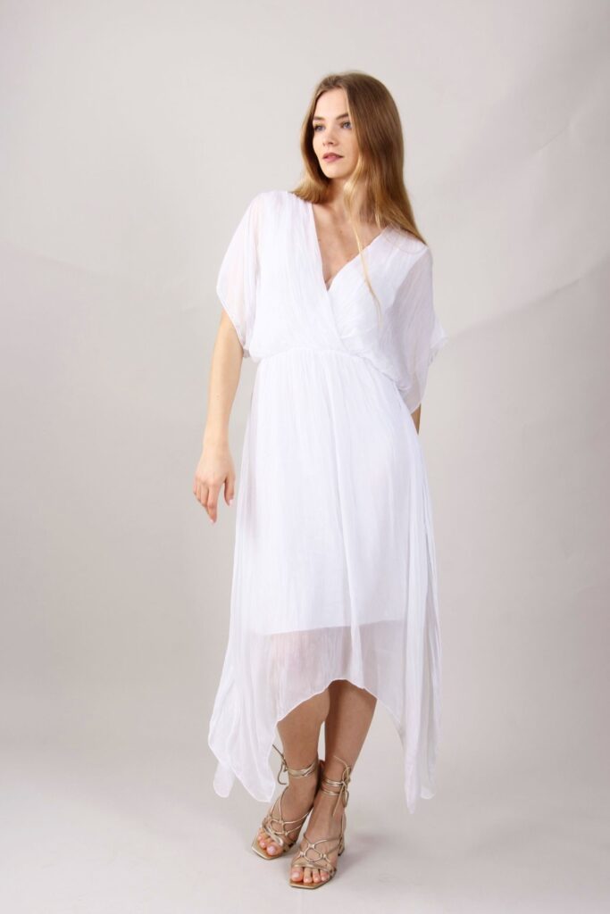 ABITO SCOLLO A V CON FONDO ASIMMETRICO IN MISTO SETA 