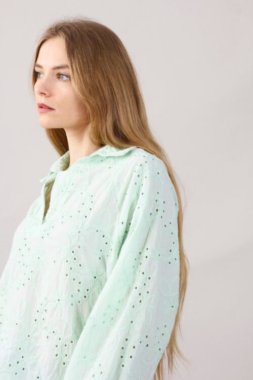 Alternative view of BLUSA A MANICHE LUNGHE SCOLLO A V IN SANGALLO