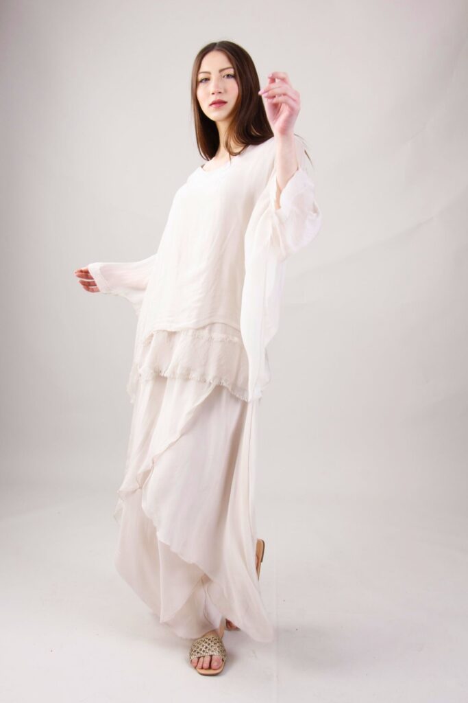 PANTALONE IN SETA CON VOLANT 