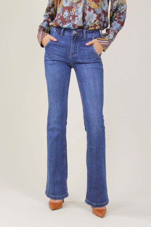 JEANS BOOTCUT