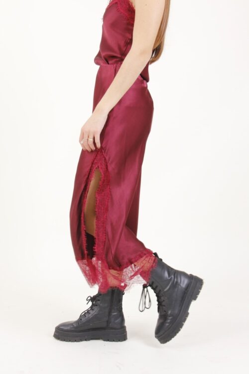 Alternative view of GONNA IN RASO CON PIZZO