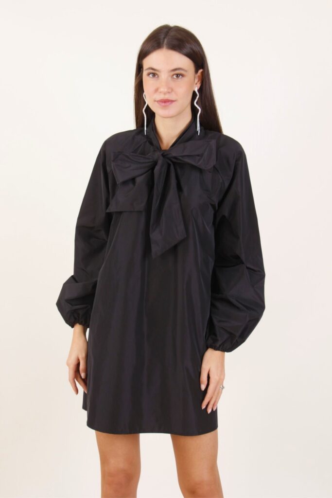 ABITO CON FIOCCO IN TAFFETÀ 