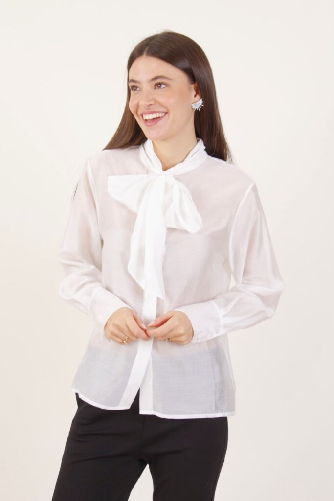 CAMICIA CON FIOCCO 