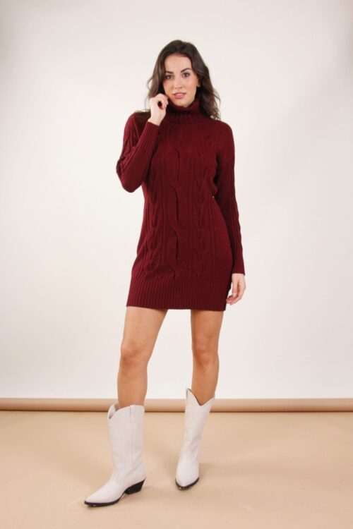 ABITO IN MAGLIA CON TRECCE