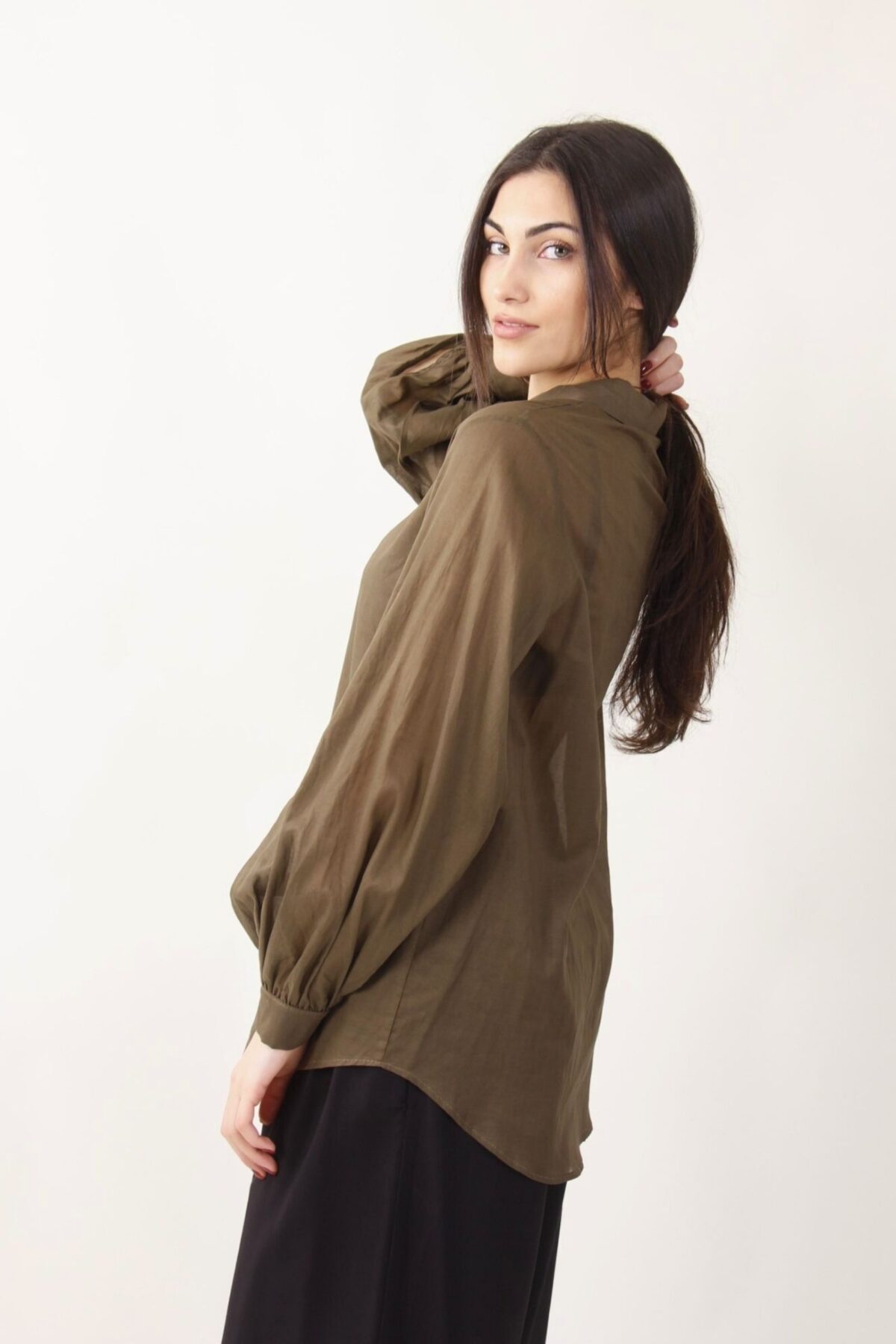 CAMICIA CON MANICHE A PALLONCINO - Image 2