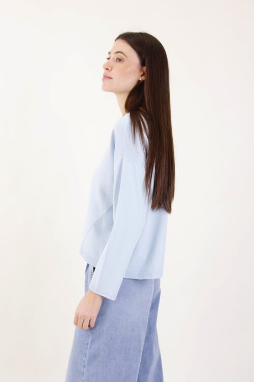 Alternative view of MAGLIA CON CUCITURE A VISTA LATERALI