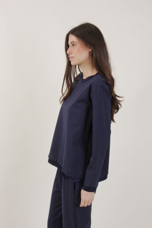 Alternative view of FELPA CON RIFINITURE IN RASO