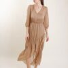 ABITO IN SETA SCOLLO A V PLISSETTATO CON GONNA INCROCIATA - Beige, M