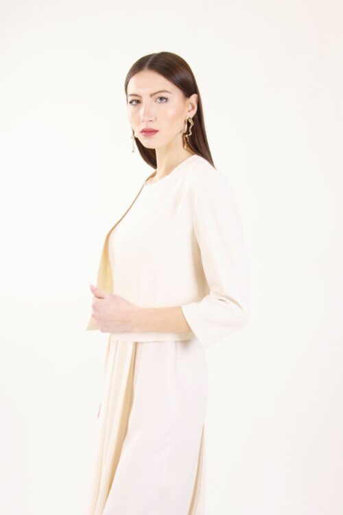 Alternative view of GIACCA COPRISPALLE CON MANICHE A 3/4