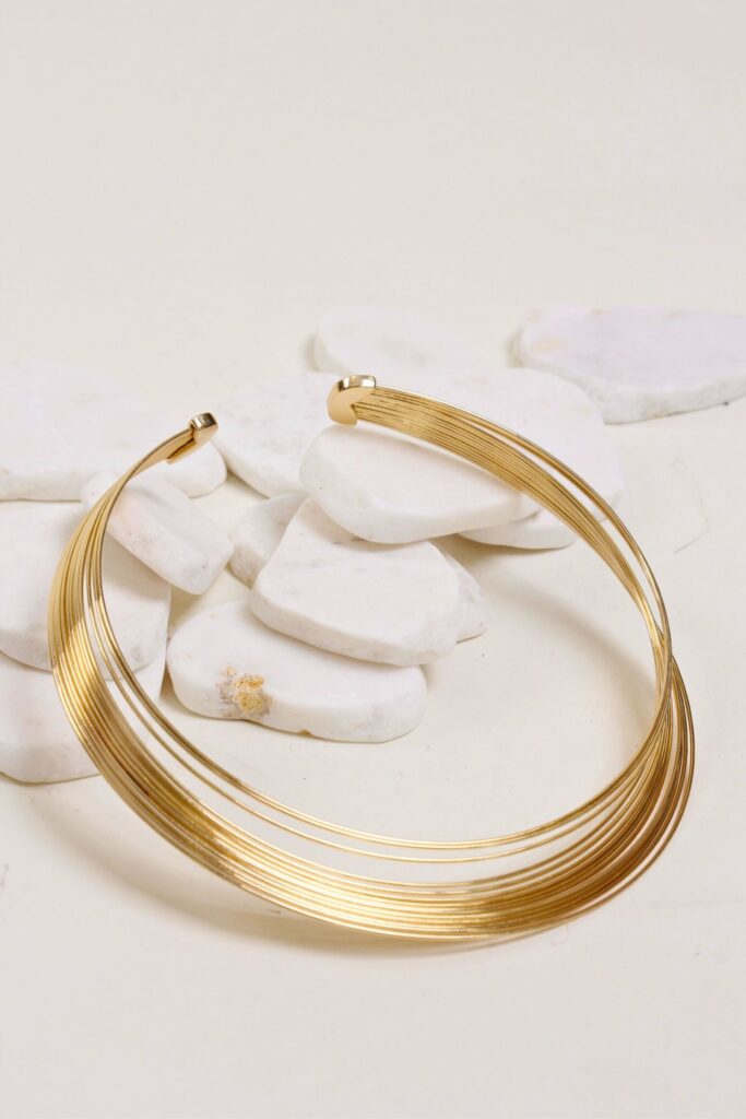 MULTISTRAND GOLD RIGID NECKLACE 