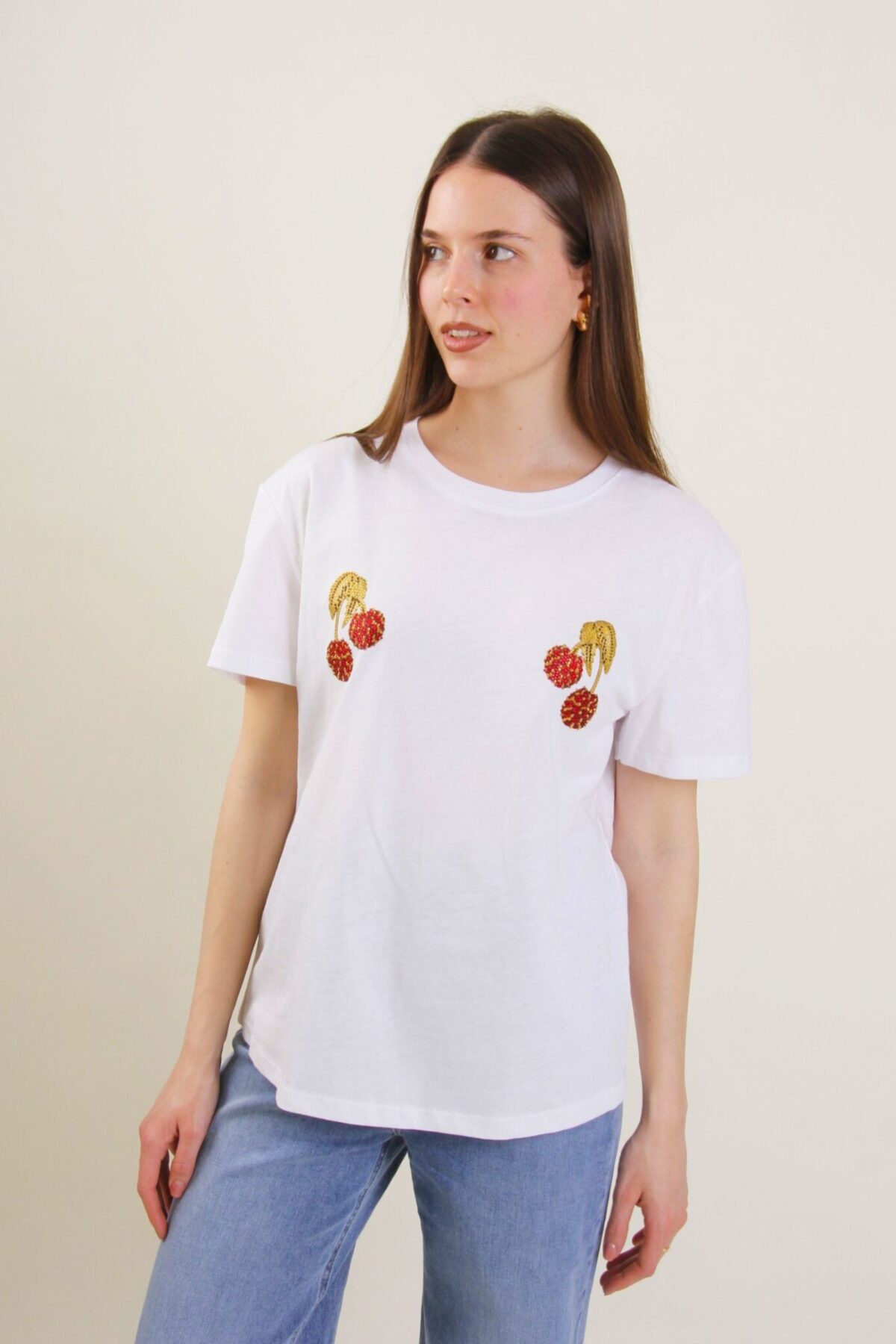 T-SHIRT CON CILIEGIE IN STRASS