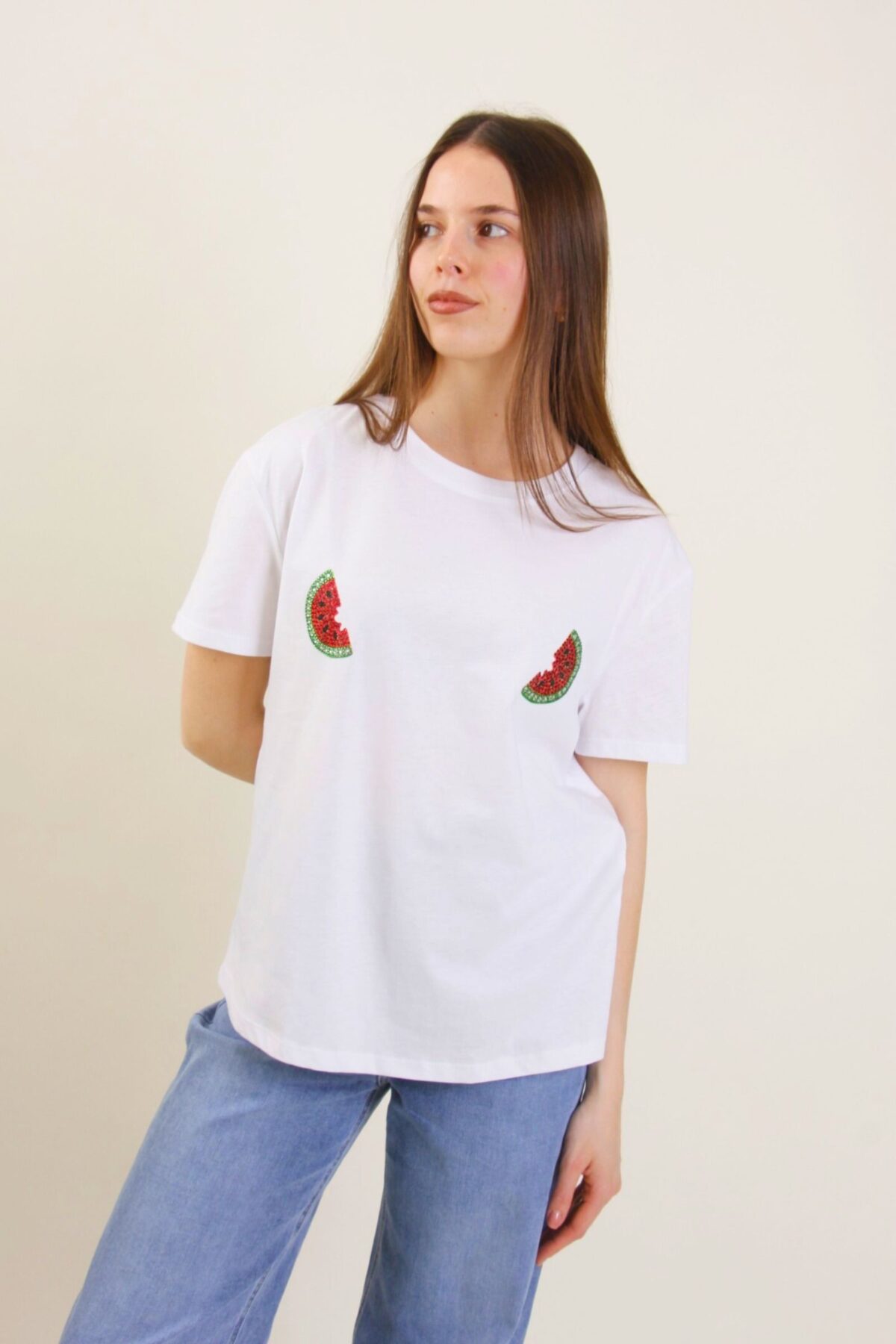T-SHIRT CON DECORAZIONE ANGURIA IN STRASS