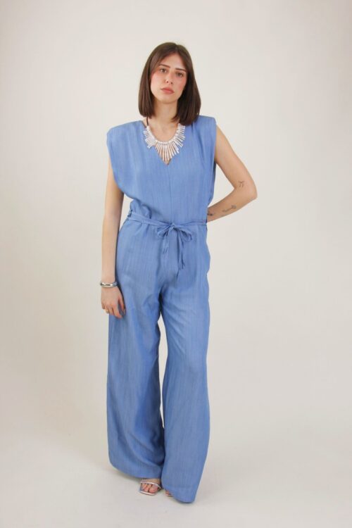 TUTA A PALAZZO CON CINTURINO IN VITA