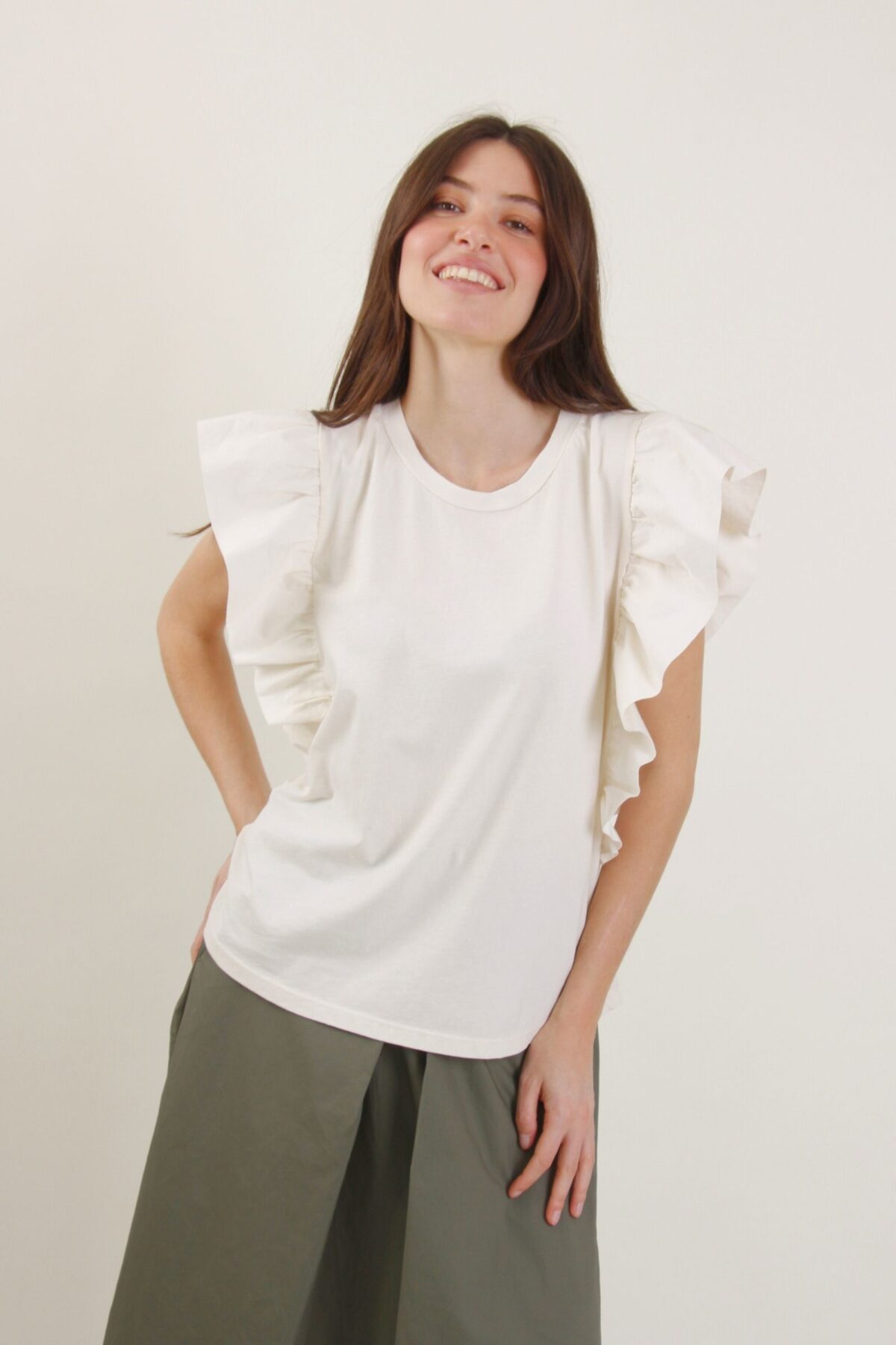 T-SHIRT IN COTONE CON MANICHE A VOLANT