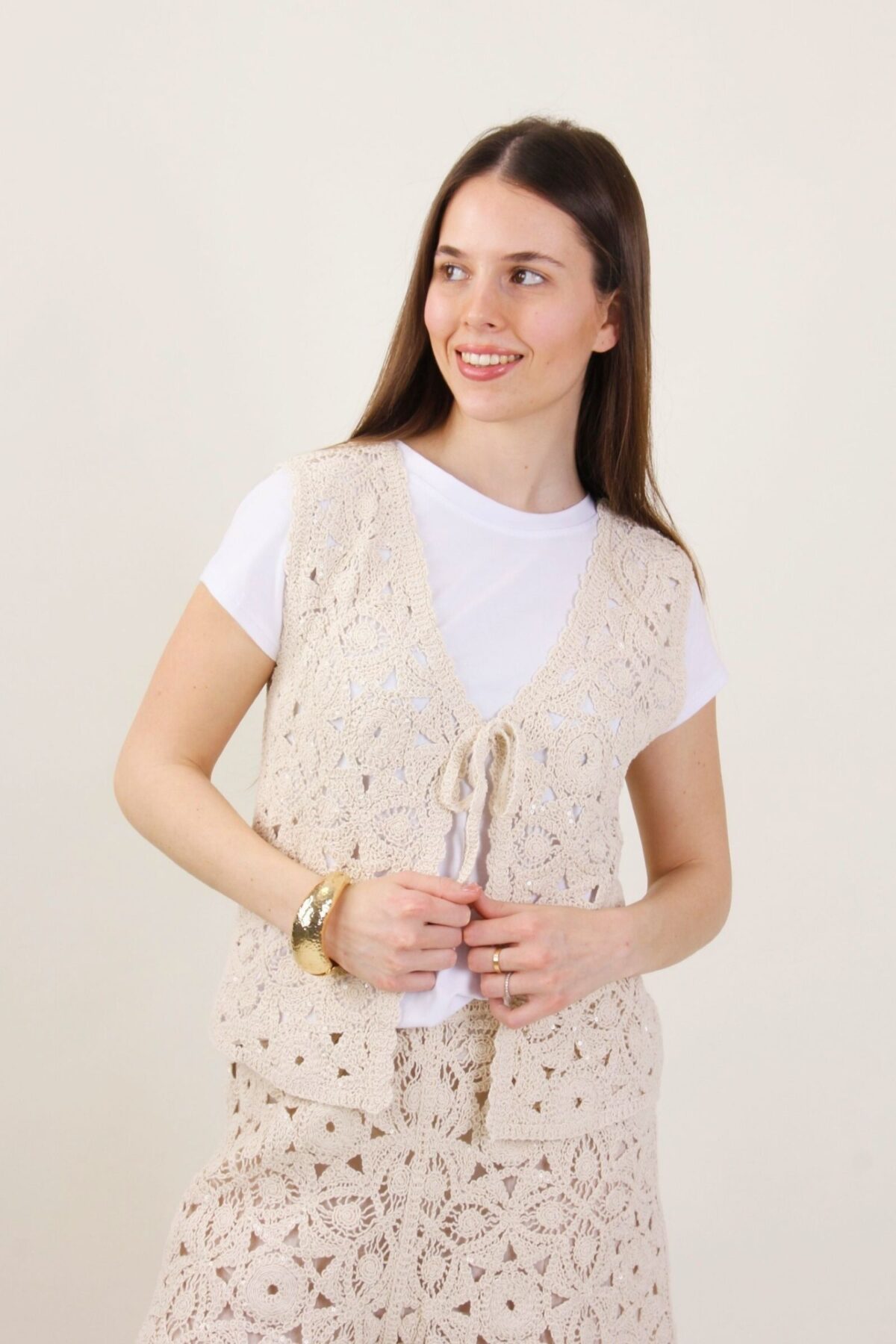 GILET IN CROCHET CON MICRO PAILLETTES
