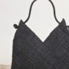 BORSA A SPALLA CON MOTIVO GEOMETRICO - Black, TU
