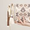 POCHETTE IN TESSUTO CON FRANGE E NAPPINA - Beige, TU