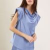 BLUSA SATIN MANICHE CORTE CON SCOLLO A CASCATA - Blu-jeans, TU