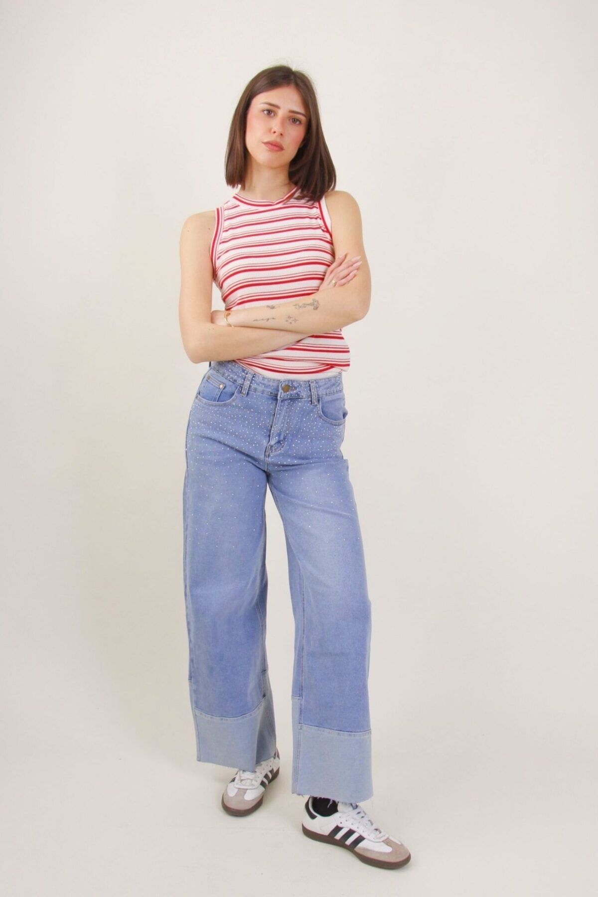 JEANS CON STRASS E RISVOLTO