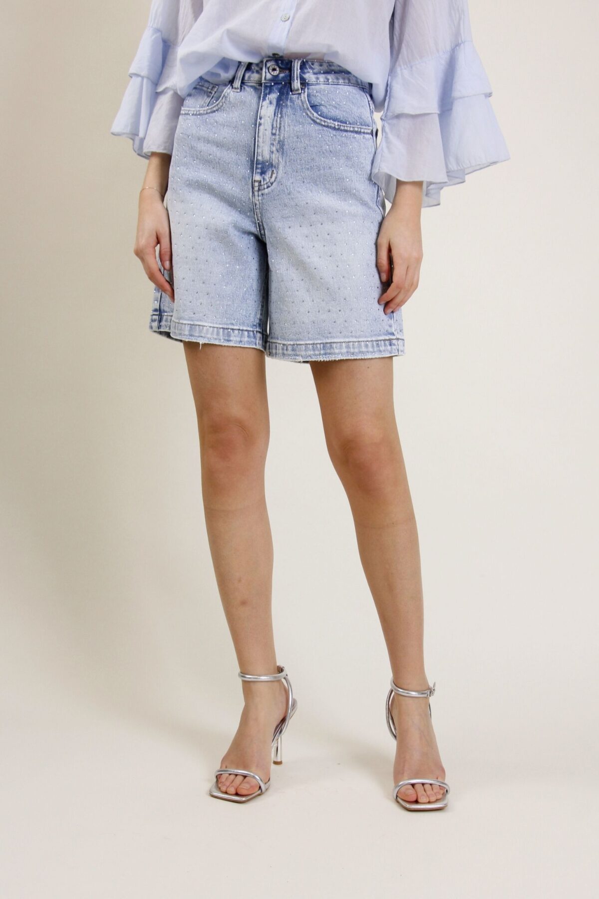 SHORTS DI JEANS CON STRASS