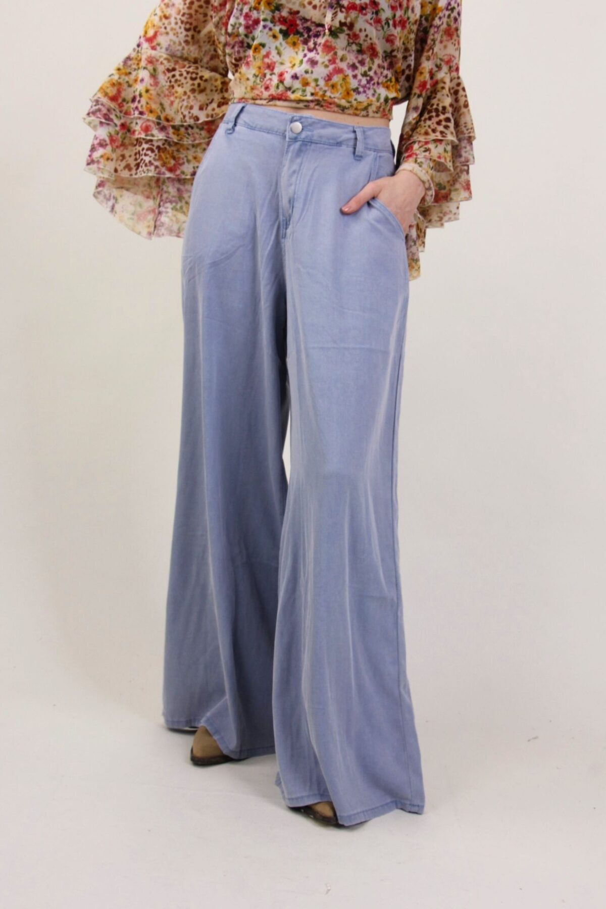 PANTALONI LEGGERI EFFETTO DENIM