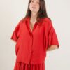 CAMICIA CON SPALLA SCESA A MANICHE CORTE - India, TU