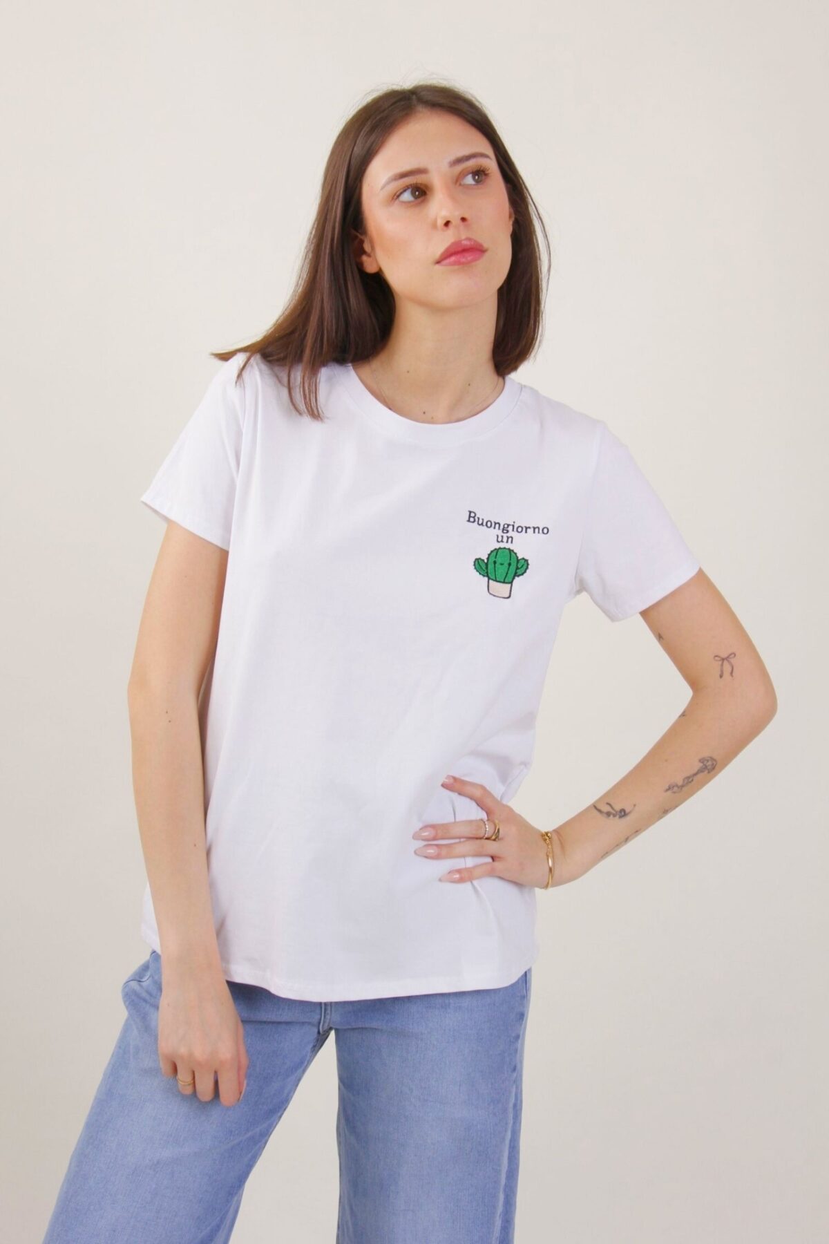 T-SHIRT CON RICAMO CACTUS