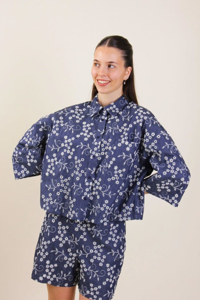 EMBROIDERED FLORAL COTTON SHIRT 